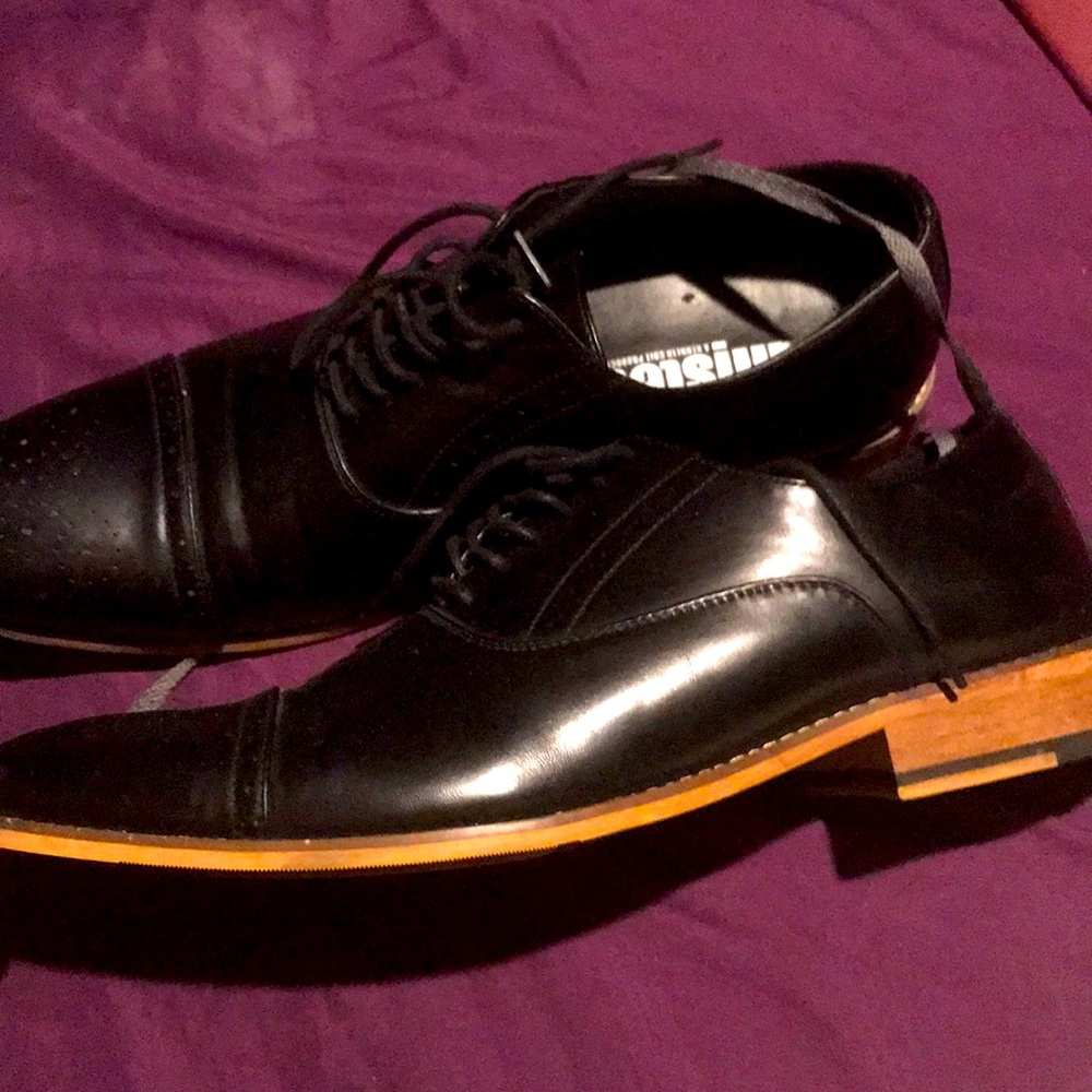 Kenneth Cole wood sole